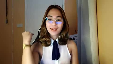 chelly4u69 online show from January 8, 3:54 am