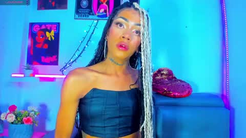 cherry_gate online show from May 19, 11:55 pm