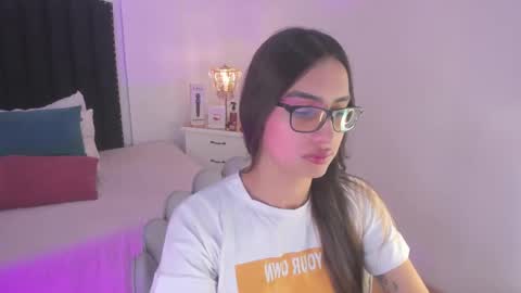 Snapshot of cherrylady2 chatting on September 23, 11:59 am Cherry online show from September 23, 11:59 am
