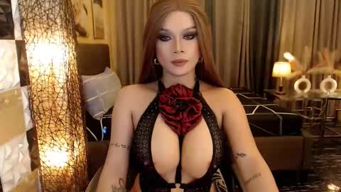 Franching Lee online show from December 16, 12:05 am