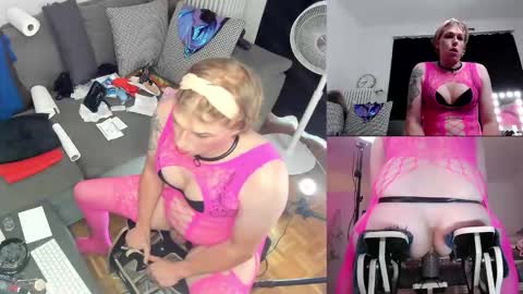 cindy_sissy567 online show from October 2, 6:36 am