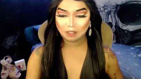 QUEEN CESS online show from December 22, 2:00 pm