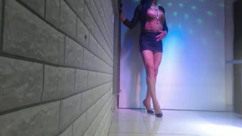 claudita_saens online show from February 26, 10:15 pm