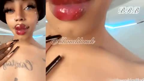 Snapshot of clermontt chatting on September 10, 1:54 pm clermontt online show from September 10, 1:54 pm
