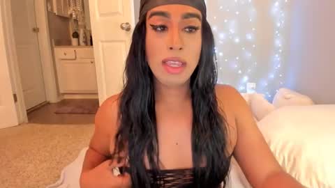    ........ Instagram  Lorysexys online show from November 6, 5:18 am