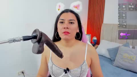 Snapshot of coraline_hot18 chatting on October 16, 12:49 pm coraline hot18 online show from October 16, 12:49 pm