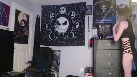 Sylvia online show from February 24, 2:08 am