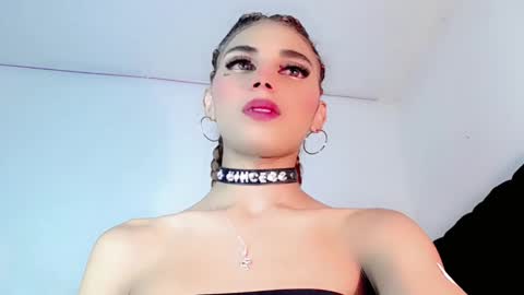 Cristinadollsex online show from February 7, 1:01 pm