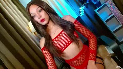 BBY CURLYHANNA online show from November 16, 4:06 pm