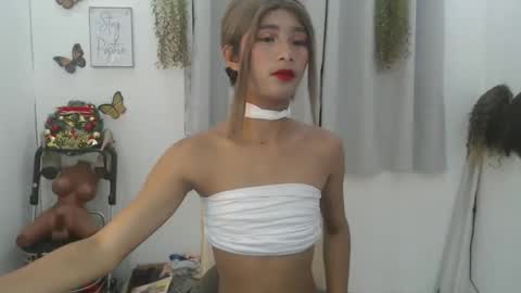 FIONA online show from October 8, 9:43 am