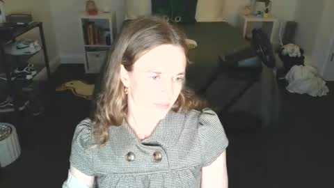 Claire online show from June 9, 2:55 am