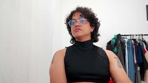 Diane Blosson online show from March 26, 1:20 am