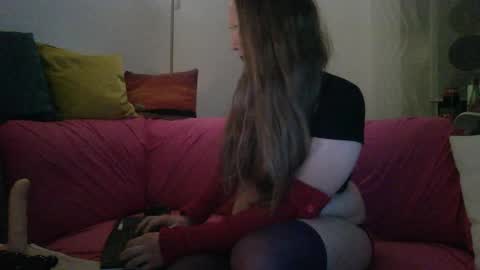 Snapshot of danadeluxe22 chatting on January 15, 1:12 am danadeluxe22 online show from January 15, 1:12 am