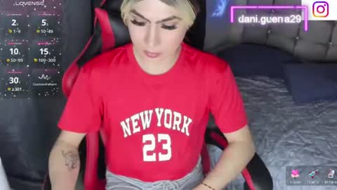 dani online show from June 15, 3:52 am