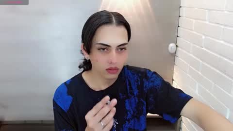 daniela_pink_ online show from December 14, 8:15 pm