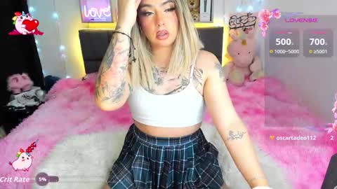 dannia_13 online show from October 30, 4:44 am