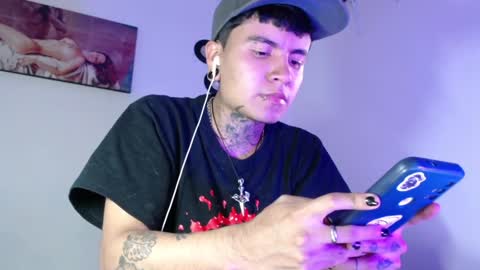 DANNTE online show from December 8, 6:28 pm