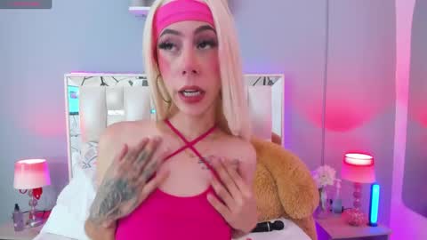 darlyn_tenderhot__ online show from September 30, 2:28 pm