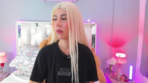 darlyn_tenderhot__ online show from October 13, 11:00 am