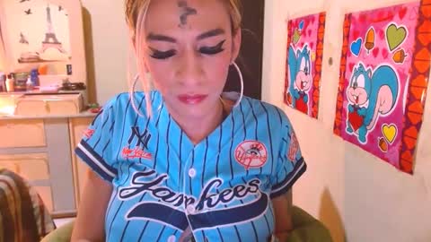 dayanna_01_ online show from February 18, 7:21 pm