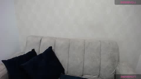 Snapshot of dayis_butera chatting on February 22, 11:46 pm Dayanna online show from February 22, 11:46 pm