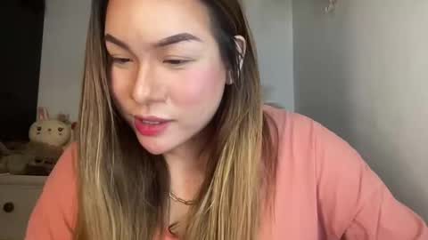 iyalicious online show from February 19, 8:48 pm