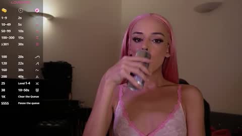 Snapshot of demii_doll chatting on October 4, 10:32 pm Demii online show from October 4, 10:32 pm