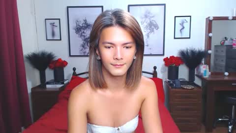 Snapshot of diense17 chatting on October 13, 10:49 am Dennesse online show from October 13, 10:49 am