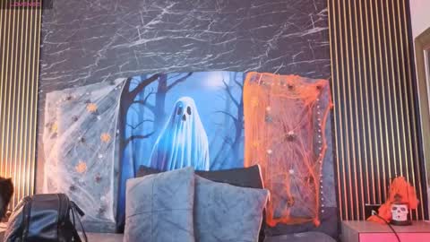 Snapshot of diosaa_golden chatting on October 11, 9:06 pm DIOSA online show from October 11, 9:06 pm