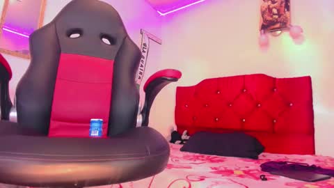 Naomy  online show from February 1, 7:23 pm