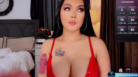 Snapshot of divinequeen chatting on March 10, 12:28 pm online show from March 10, 12:28 pm