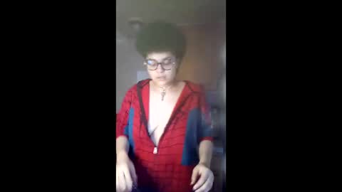 dizzinsweatyy online show from February 11, 8:05 pm