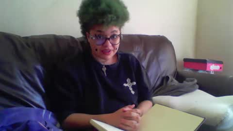 dizzinsweatyy online show from March 19, 7:03 pm