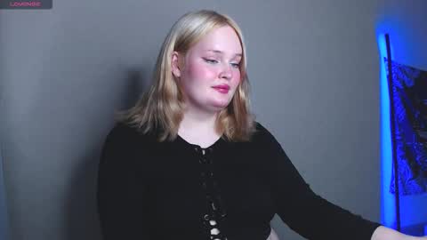 Miss Rose online show from November 11, 7:05 pm