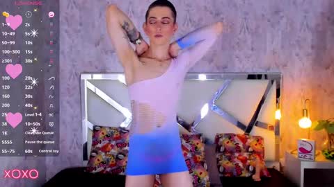 Snapshot of dominic_thailor chatting on October 16, 3:45 pm Dominic online show from October 16, 3:45 pm