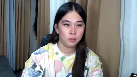 Snapshot of dreammegan chatting on October 16, 4:07 pm Stacy DONT FORGET TO FOLLOW ME AND THUMBS UP my wife samgrg2 online show from October 16, 4:07 pm