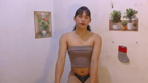 dy_namite online show from April 19, 5:36 pm