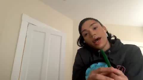 Dynasty online show from February 25, 7:25 pm