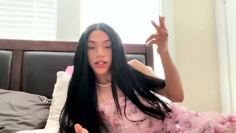 Dynasty online show from September 20, 5:29 pm