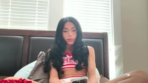 Dynasty online show from October 7, 5:36 pm