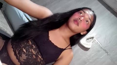 Snapshot of elenacum chatting on September 23, 11:48 am elenacum online show from September 23, 11:48 am