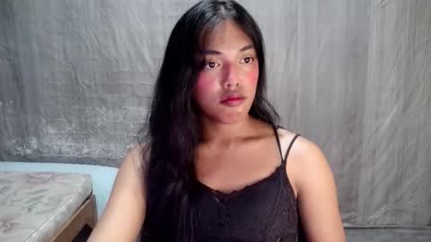 Snapshot of elenacum chatting on October 13, 1:11 pm elenacum online show from October 13, 1:11 pm