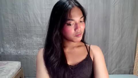 Snapshot of elenacum chatting on October 15, 1:55 pm elenacum online show from October 15, 1:55 pm