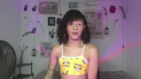 Snapshot of ellis_flowers chatting on September 30, 9:48 pm . online show from September 30, 9:48 pm