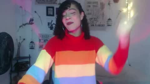 Snapshot of ellis_flowers chatting on October 16, 8:41 pm . online show from October 16, 8:41 pm