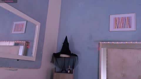 Snapshot of emily_castillo_1 chatting on October 20, 3:21 am emily_castillo_1 online show from October 20, 3:21 am