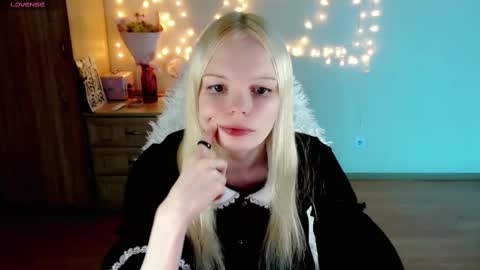 Lia online show from February 28, 12:20 pm