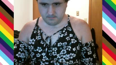 emma_the_boy online show from June 3, 6:26 am