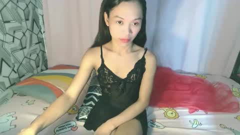 ericaxox1 online show from April 20, 6:04 am