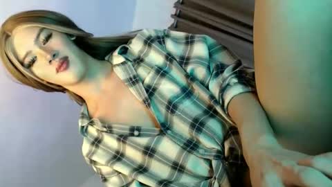 erotic_empress18 online show from June 1, 8:21 pm